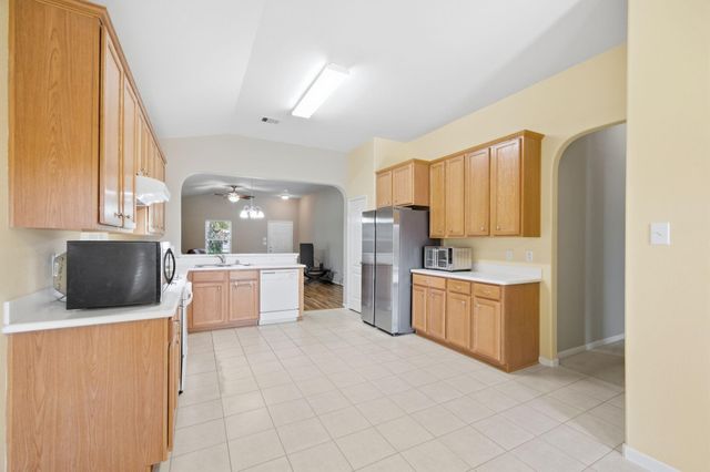 611 E Newport Bend, Katy, TX 77494