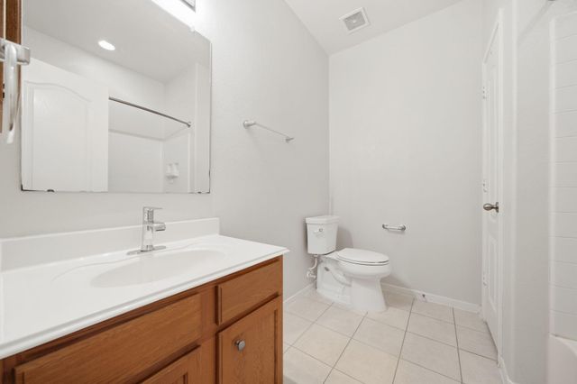 611 E Newport Bend, Katy, TX 77494