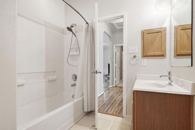 611 E Newport Bend, Katy, TX 77494