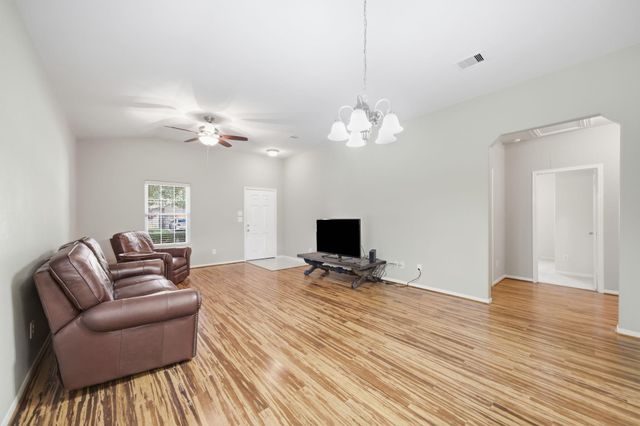 611 E Newport Bend, Katy, TX 77494