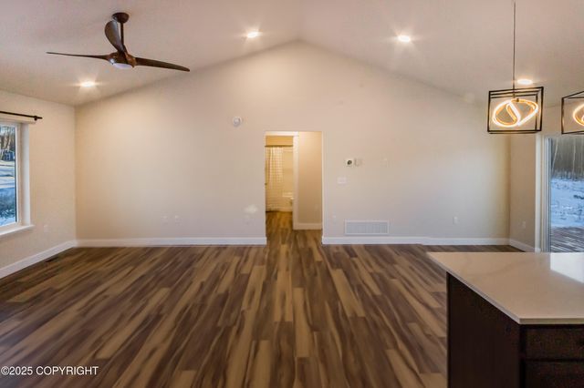 2564 N Midland Avenue, Palmer, AK 99645