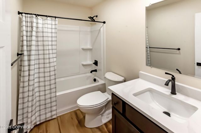 2564 N Midland Avenue, Palmer, AK 99645