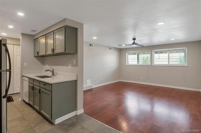 130 E Highline Circle 103, Centennial, CO 80122