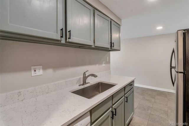 130 E Highline Circle 103, Centennial, CO 80122