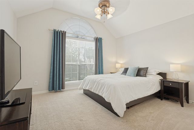 2106 Hollow Way, Garland, TX 75041