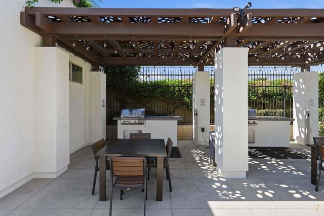 2055 Foxtrot Loop 1, Chula Vista, CA 91915