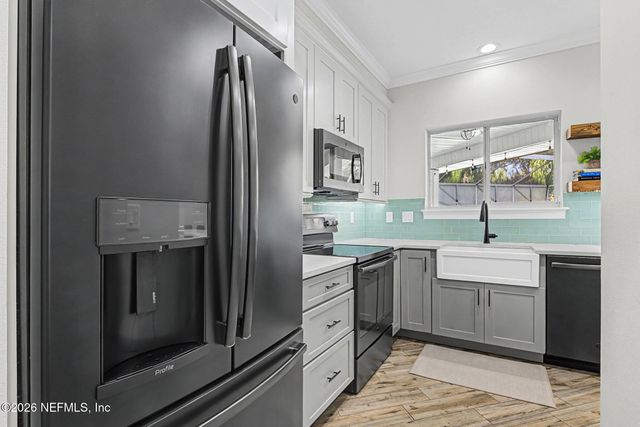 2009 VELA NORTE Circle, Atlantic Beach, FL 32233