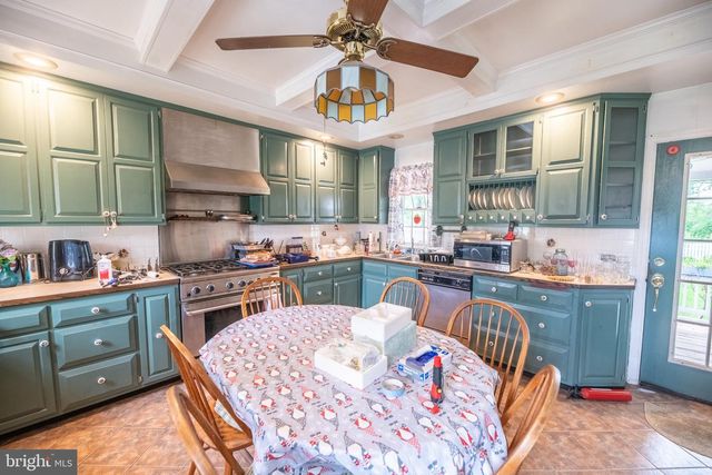 57 DIVERTY RD, Pennington, NJ 08534