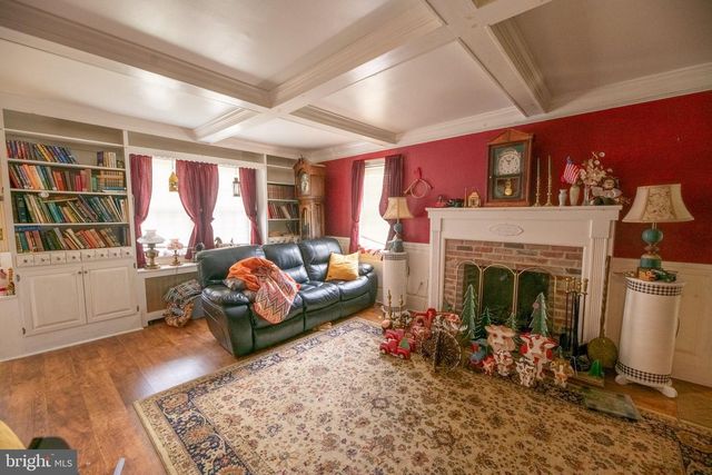 57 DIVERTY RD, Pennington, NJ 08534