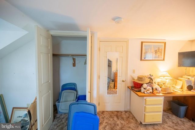 57 DIVERTY RD, Pennington, NJ 08534