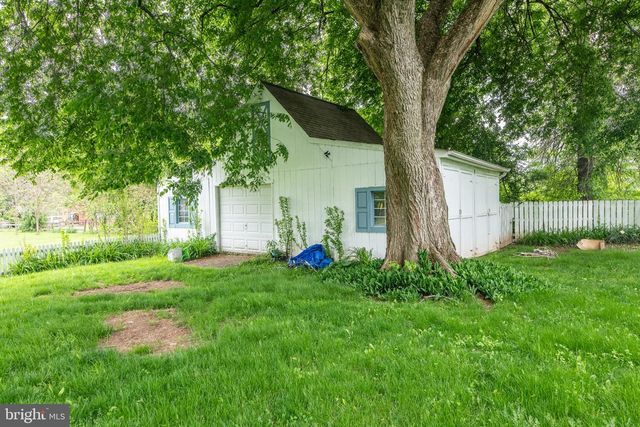 57 DIVERTY RD, Pennington, NJ 08534