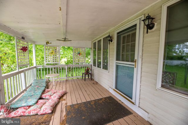 57 DIVERTY RD, Pennington, NJ 08534