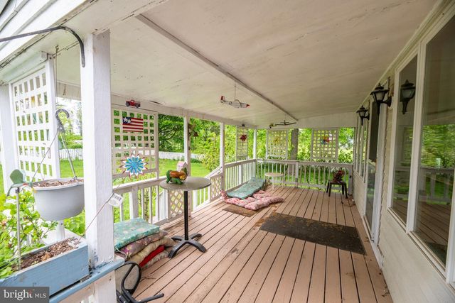 57 DIVERTY RD, Pennington, NJ 08534