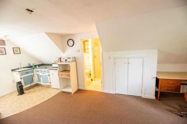 57 DIVERTY RD, Pennington, NJ 08534