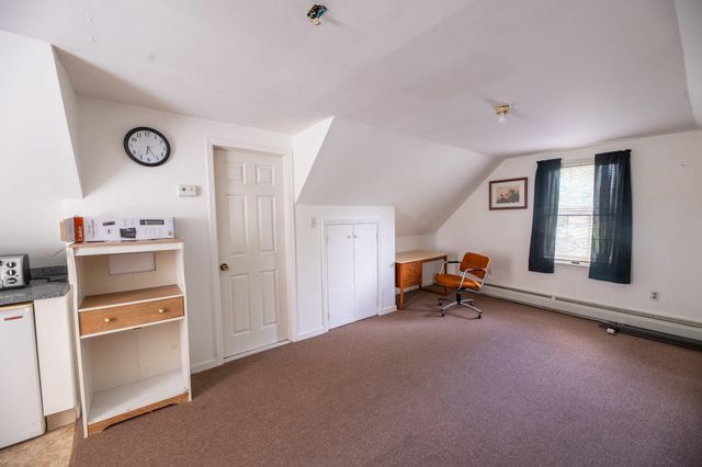 57 DIVERTY RD, Pennington, NJ 08534