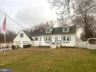 57 DIVERTY RD, Pennington, NJ 08534