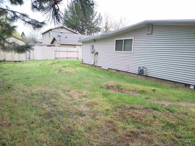 2224 S Rachel Circle, Boise, ID 83706