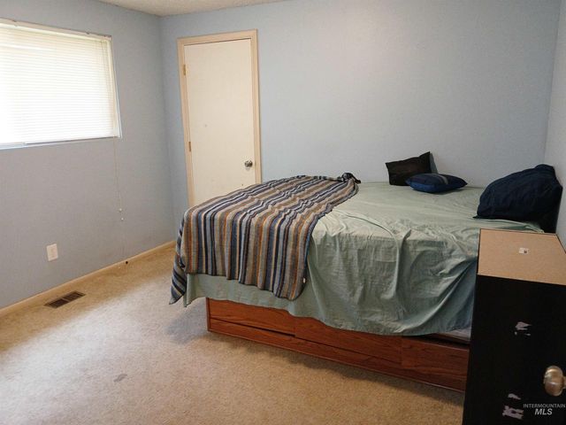 2224 S Rachel Circle, Boise, ID 83706