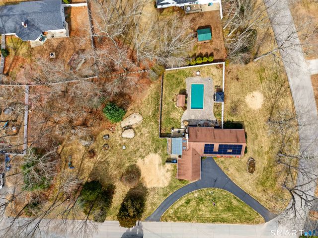 1 Tanglewood Drive, Norwich, CT 06360