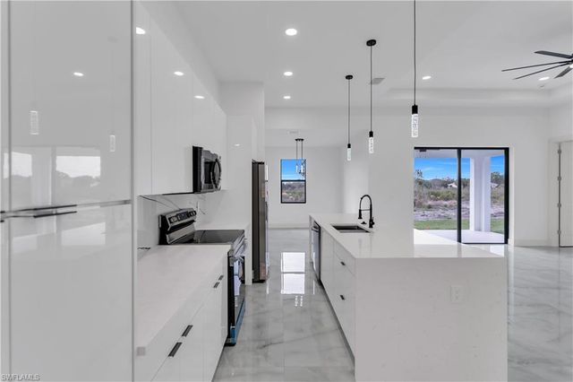 1306 Lee AVE, Lehigh Acres, FL 33972