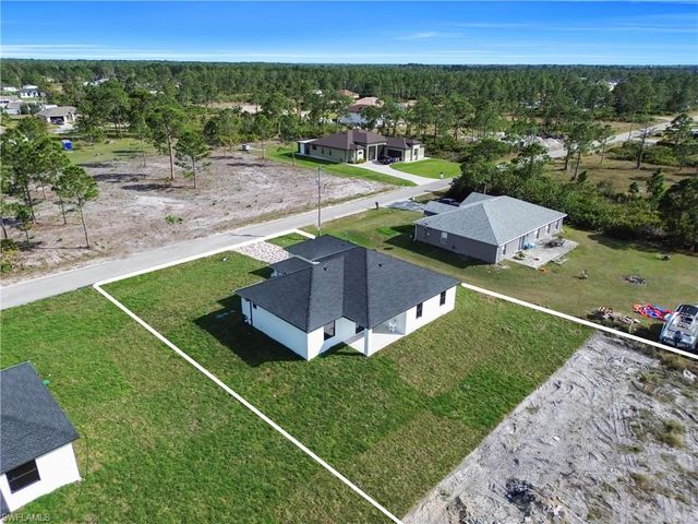 1306 Lee AVE, Lehigh Acres, FL 33972
