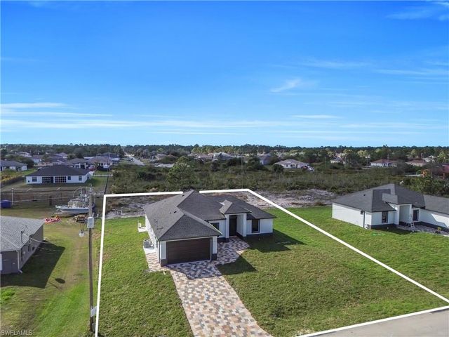 1306 Lee AVE, Lehigh Acres, FL 33972