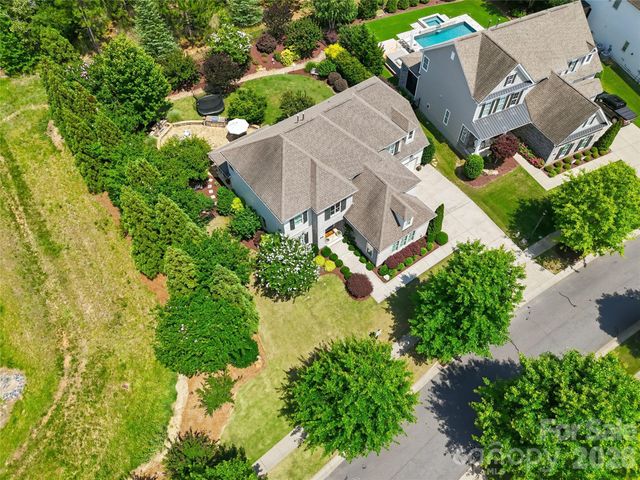 2082 Tatton Hall Road, Fort Mill, SC 29715