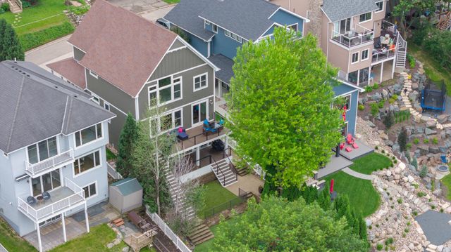 3856 Green Heights Trail SW, Prior Lake, MN 55372