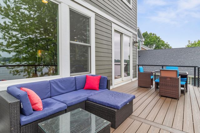 3856 Green Heights Trail SW, Prior Lake, MN 55372