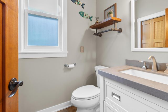 3856 Green Heights Trail SW, Prior Lake, MN 55372