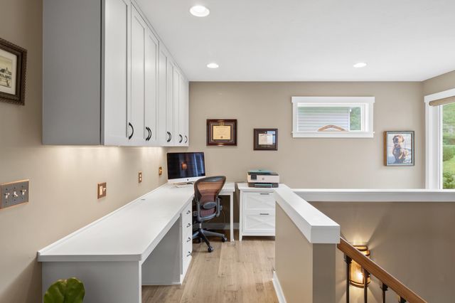 3856 Green Heights Trail SW, Prior Lake, MN 55372