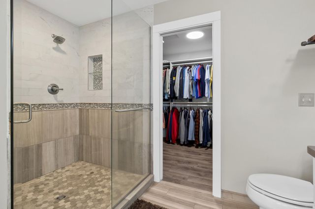 3856 Green Heights Trail SW, Prior Lake, MN 55372