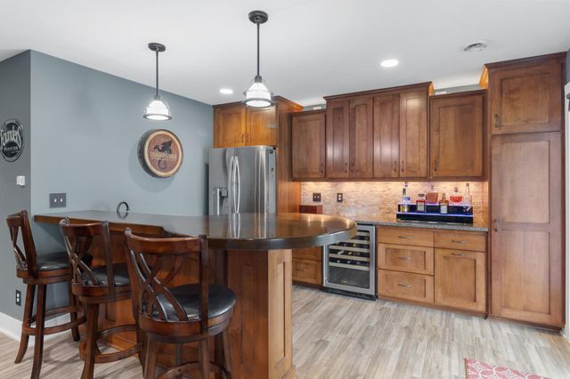 3856 Green Heights Trail SW, Prior Lake, MN 55372