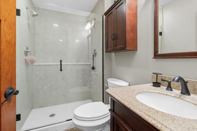 3856 Green Heights Trail SW, Prior Lake, MN 55372