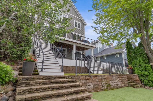 3856 Green Heights Trail SW, Prior Lake, MN 55372