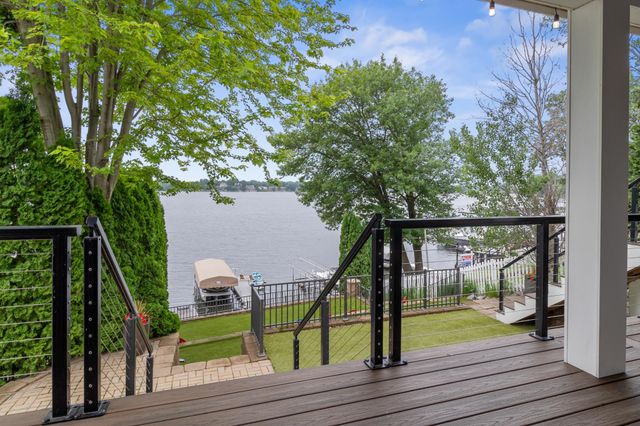 3856 Green Heights Trail SW, Prior Lake, MN 55372