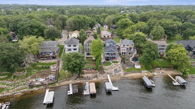 3856 Green Heights Trail SW, Prior Lake, MN 55372