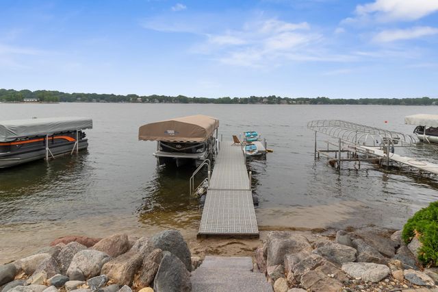 3856 Green Heights Trail SW, Prior Lake, MN 55372