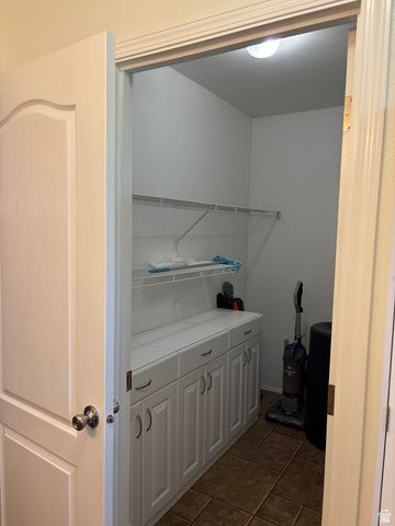 27 LAKEVIEW DR, Layton, UT 84041