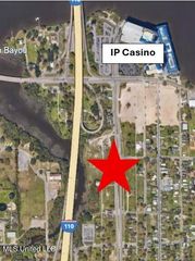 401 Caillavet Street, Biloxi, MS 39530