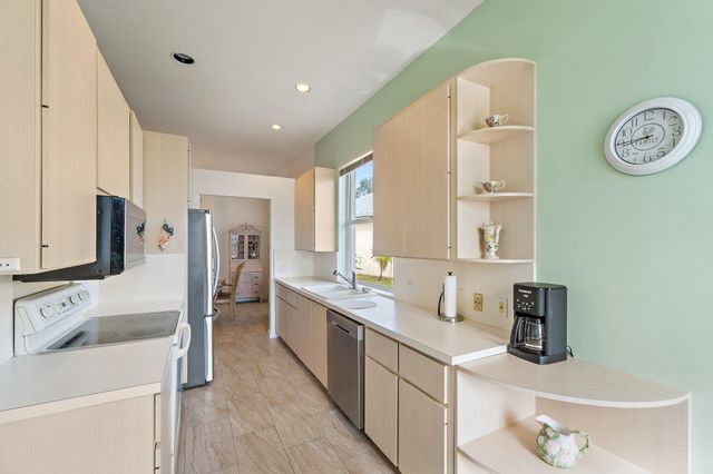 7756 SE Bay Cedar Circle, Hobe Sound, FL 33455