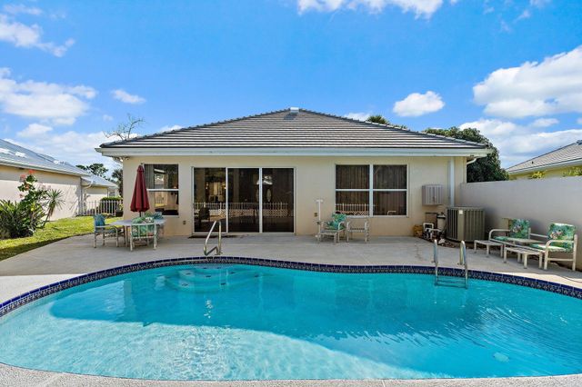 7756 SE Bay Cedar Circle, Hobe Sound, FL 33455