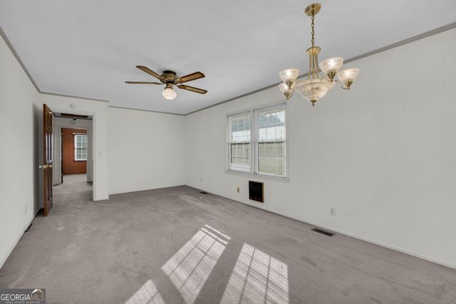 61 Farris Road, Hartwell, GA 30643