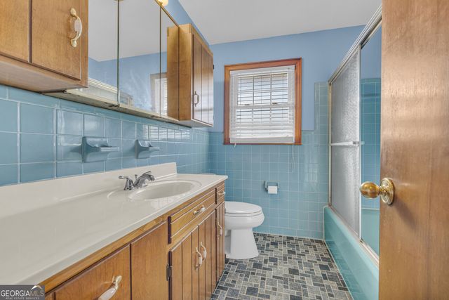 61 Farris Road, Hartwell, GA 30643