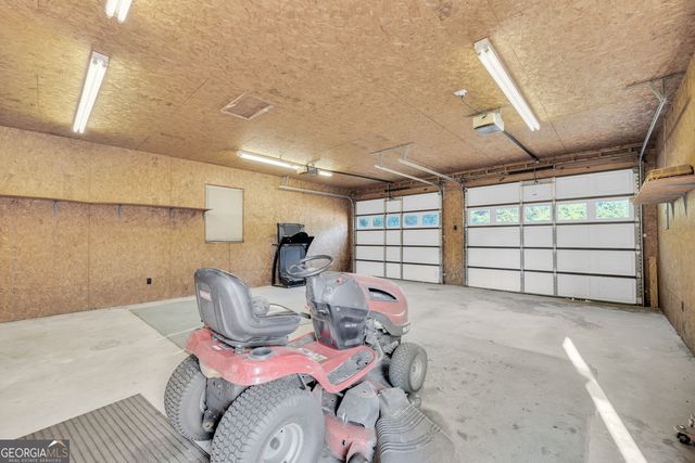 61 Farris Road, Hartwell, GA 30643
