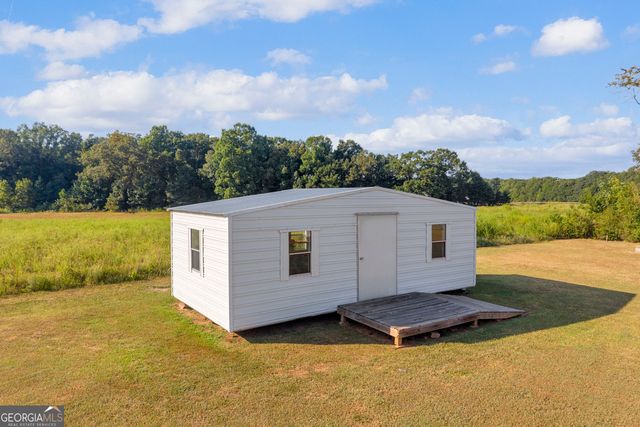 61 Farris Road, Hartwell, GA 30643