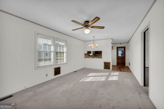 61 Farris Road, Hartwell, GA 30643