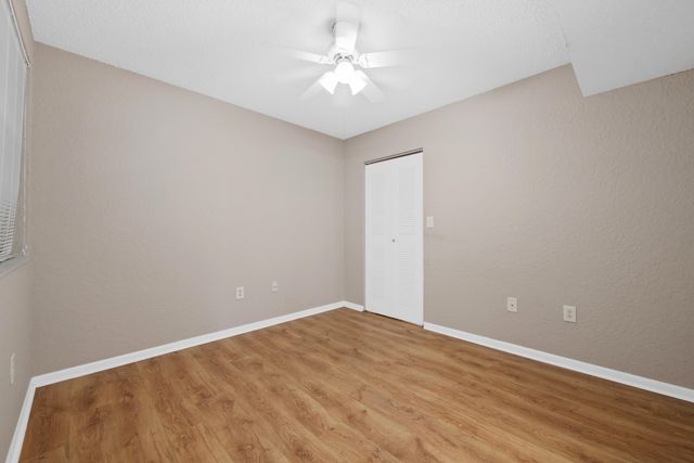 2861 N Oakland Forest Drive 202, Oakland Park, FL 33309