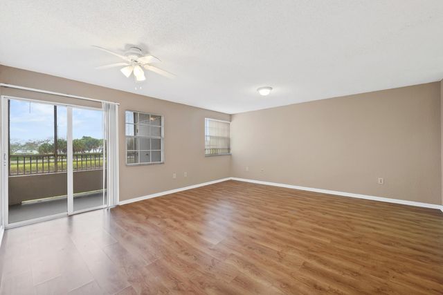 2861 N Oakland Forest Drive 202, Oakland Park, FL 33309