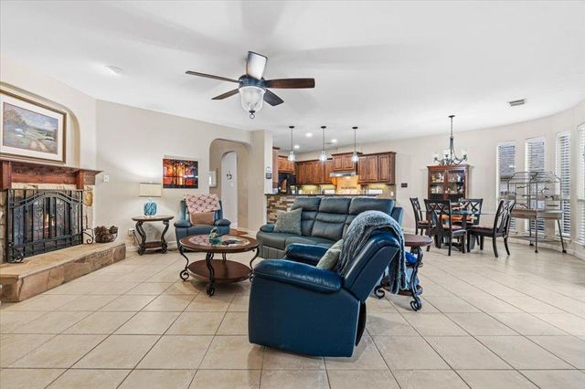 290 Harris DR, Austin, TX 78737